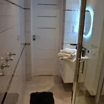 Deluxe 1 Osvětim
