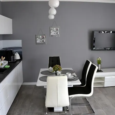 Deluxe 1 オシフィエンチム