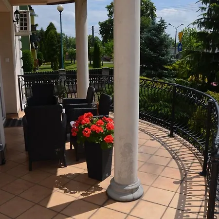 Deluxe 1 * Oświęcim