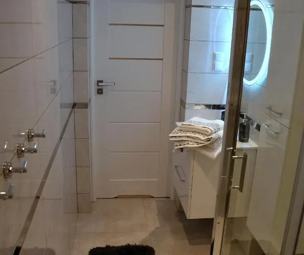 Deluxe 1 奥斯威辛